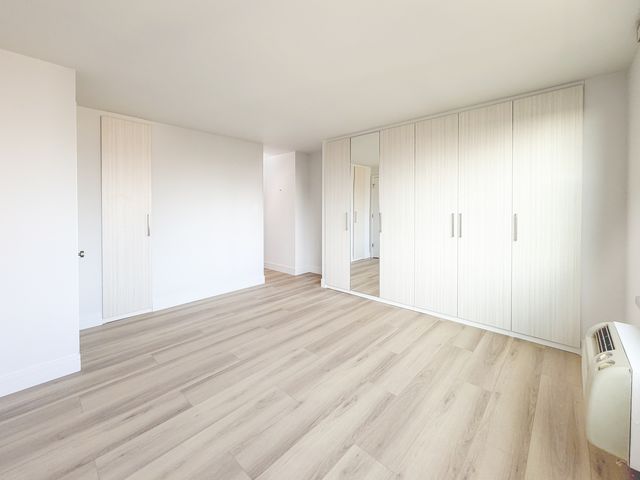 336 W Wellington Avenue 1901, Chicago, IL 60657