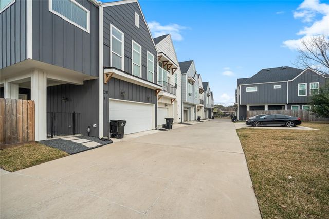 5237 Hillman Street D, Houston, TX 77023