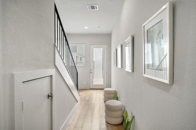 5237 Hillman Street D, Houston, TX 77023