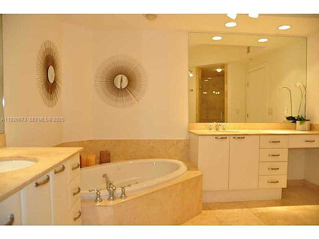 3535 S OCEAN DR 705, Hollywood, FL 33019