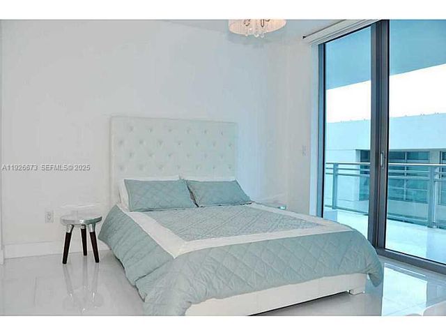 3535 S OCEAN DR 705, Hollywood, FL 33019