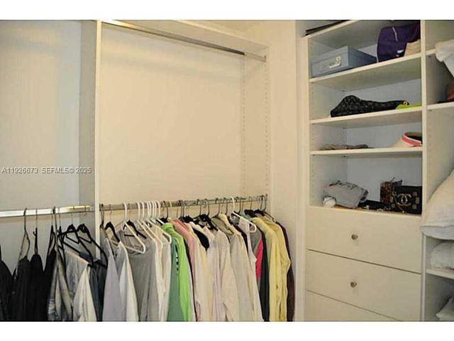 3535 S OCEAN DR 705, Hollywood, FL 33019