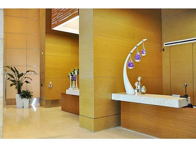 3535 S OCEAN DR 705, Hollywood, FL 33019