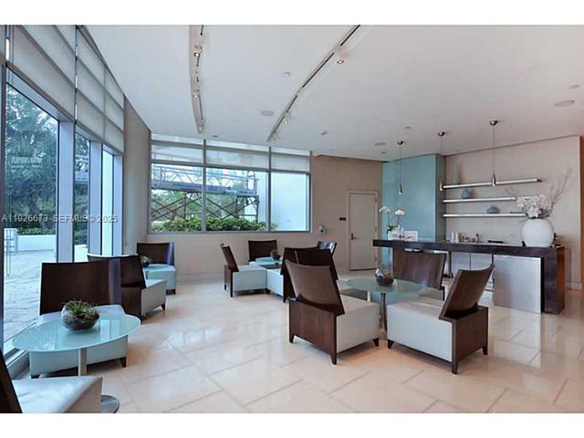 3535 S OCEAN DR 705, Hollywood, FL 33019