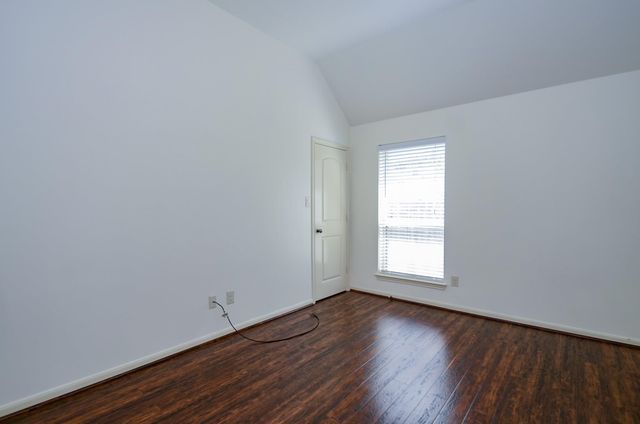 5611 Plum Point Court, Sugar Land, TX 77479