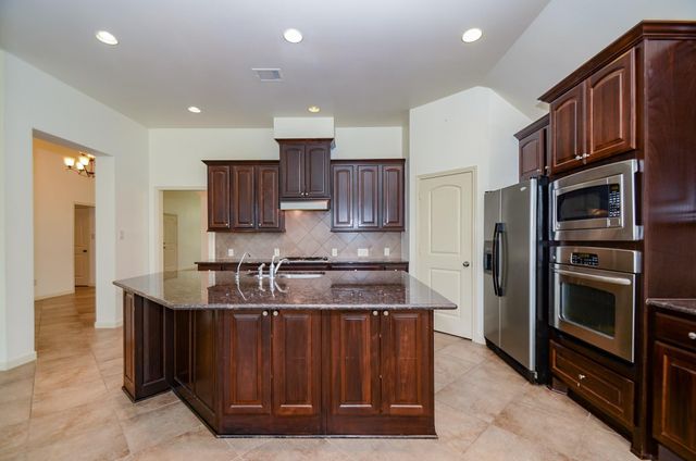 5611 Plum Point Court, Sugar Land, TX 77479