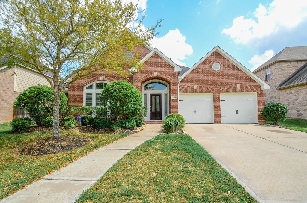 5611 Plum Point Court, Sugar Land, TX 77479