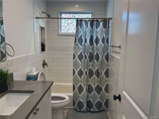 91 E Fulton Street, Long Beach, NY 11561