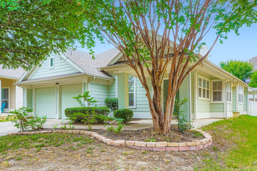 321 Creekview Drive, Anna, TX 75409