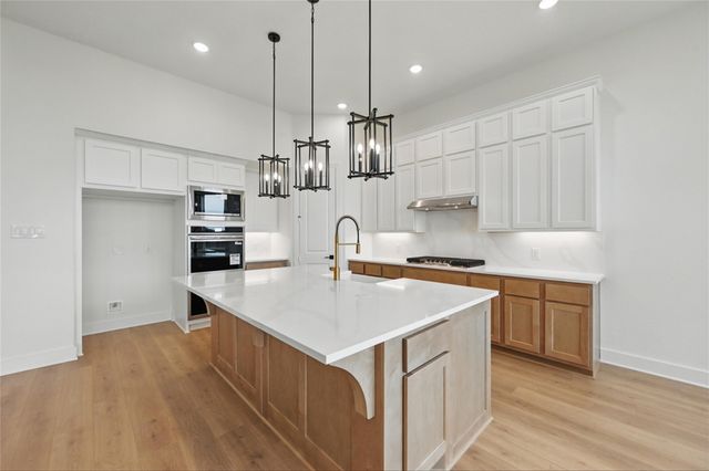 557 Flint Road, Waxahachie, TX 75167