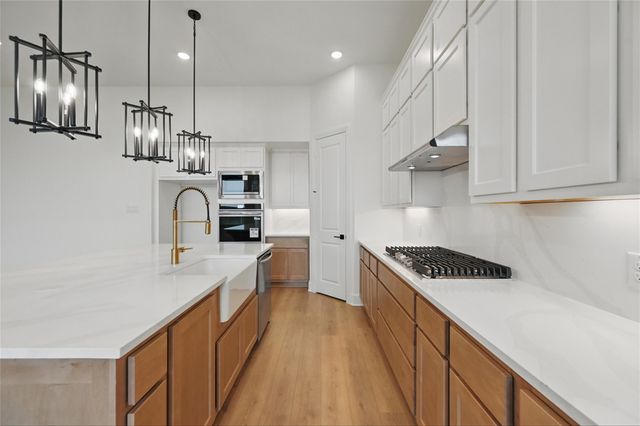 557 Flint Road, Waxahachie, TX 75167