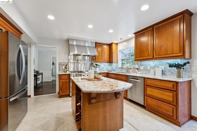 1140 Arlington Blvd., El Cerrito, CA 94530