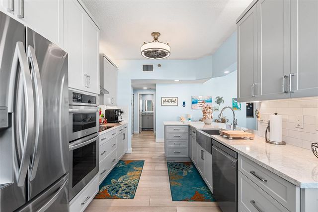 7902 SAILBOAT KEY BOULEVARD S 608, South Pasadena, FL 33707