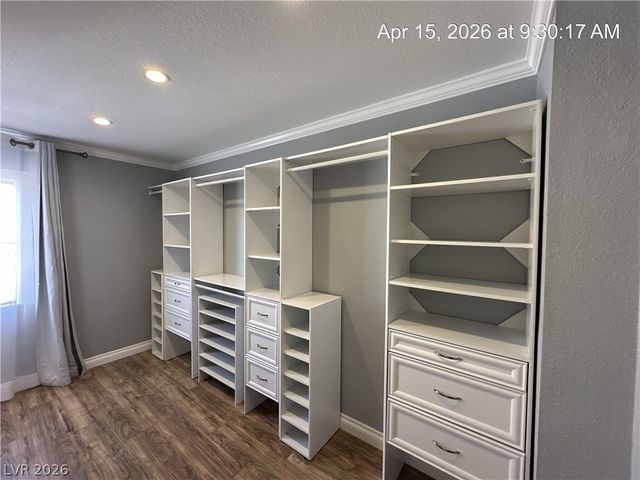 8848 Hampton Green Avenue, Las Vegas, NV 89129