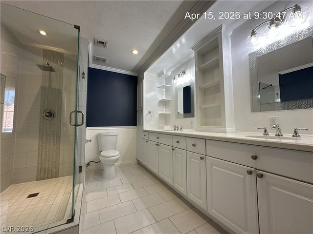 8848 Hampton Green Avenue, Las Vegas, NV 89129