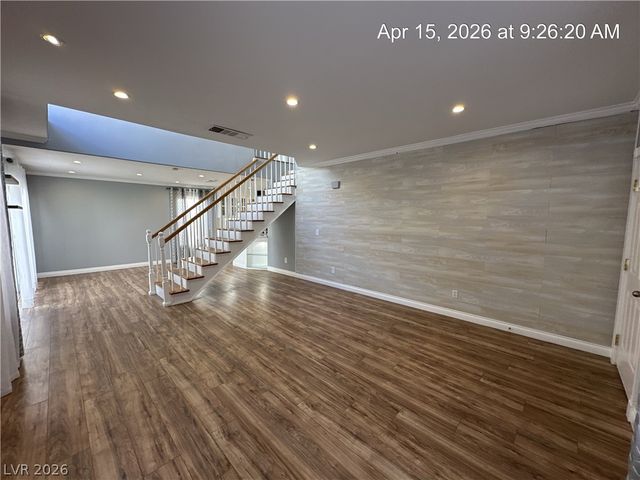 8848 Hampton Green Avenue, Las Vegas, NV 89129