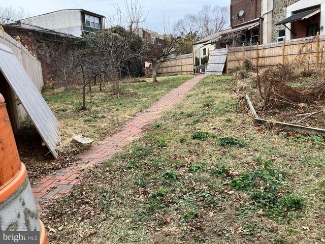 204 N 36TH ST, Philadelphia, PA 19104