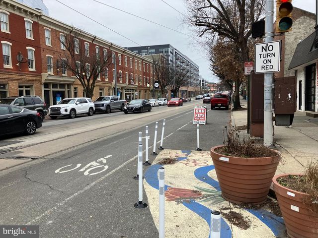 204 N 36TH ST, Philadelphia, PA 19104