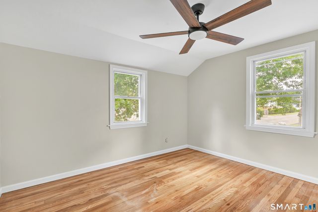 150-152 Alexander Drive, Bridgeport, CT 06606