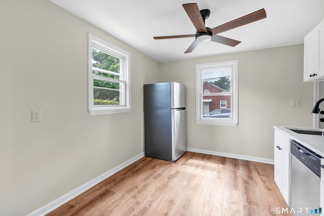 150-152 Alexander Drive, Bridgeport, CT 06606