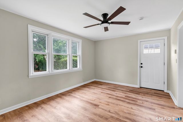 150-152 Alexander Drive, Bridgeport, CT 06606