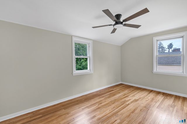 150-152 Alexander Drive, Bridgeport, CT 06606