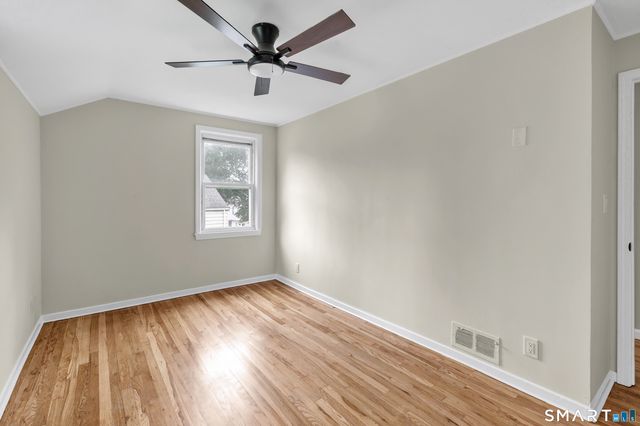 150-152 Alexander Drive, Bridgeport, CT 06606