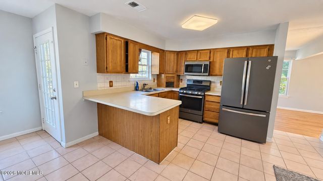 1204 Echo Place, Toms River, NJ 08755