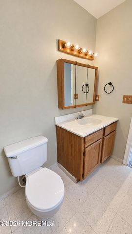 1204 Echo Place, Toms River, NJ 08755