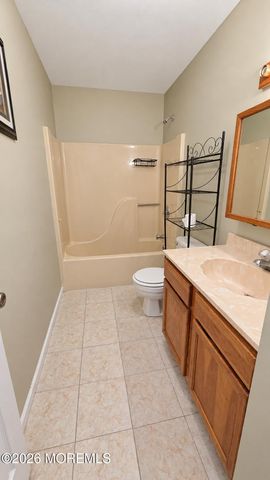 1204 Echo Place, Toms River, NJ 08755