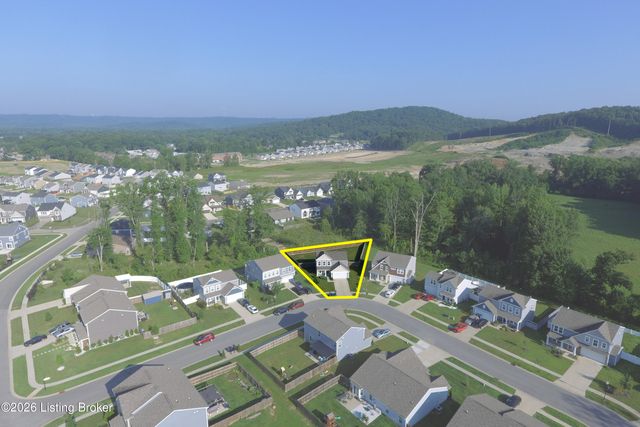 774 Mallard Lake Blvd, Shepherdsville, KY 40165