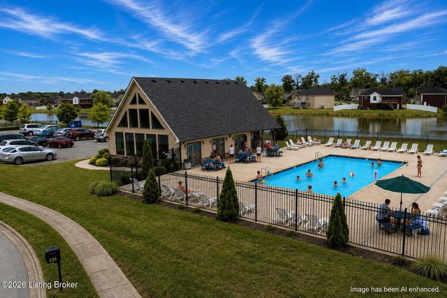 774 Mallard Lake Blvd, Shepherdsville, KY 40165