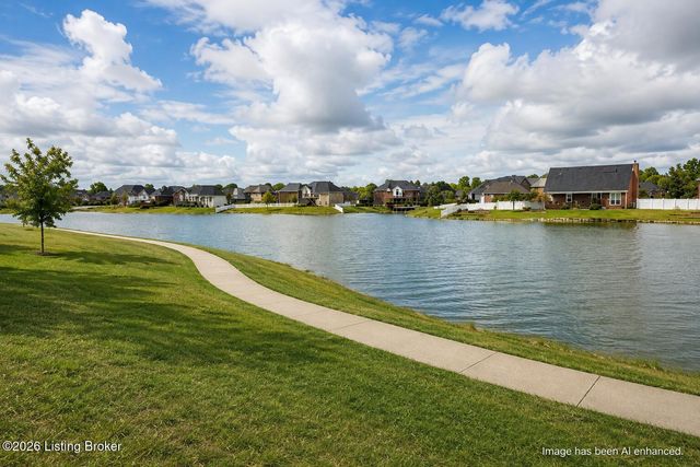774 Mallard Lake Blvd, Shepherdsville, KY 40165