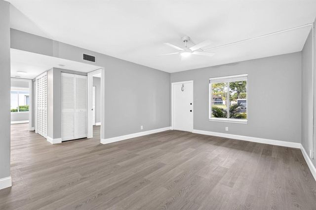 6495 Chasewood Drive B, Jupiter, FL 33458