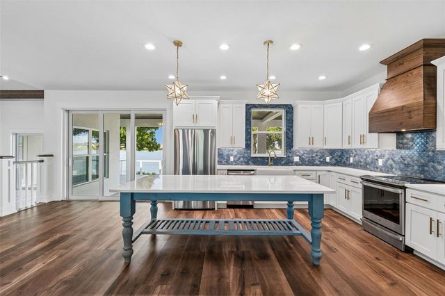 5683 OLD BERKLEY ROAD, Auburndale, FL 33823