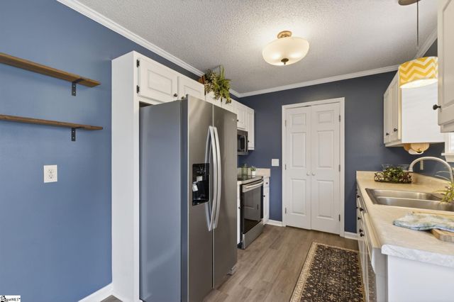 11 Rison Road, Greenville, SC 29611