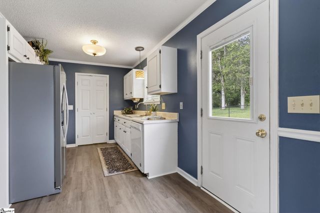 11 Rison Road, Greenville, SC 29611