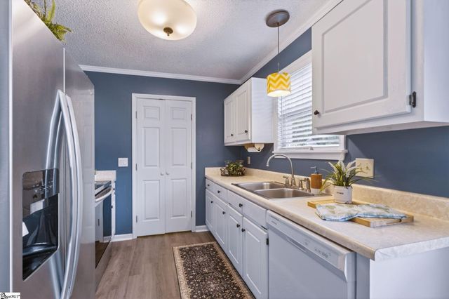 11 Rison Road, Greenville, SC 29611