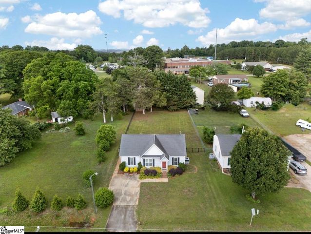 11 Rison Road, Greenville, SC 29611