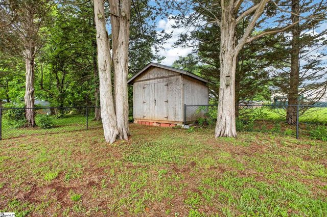 11 Rison Road, Greenville, SC 29611