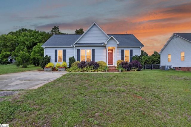 11 Rison Road, Greenville, SC 29611
