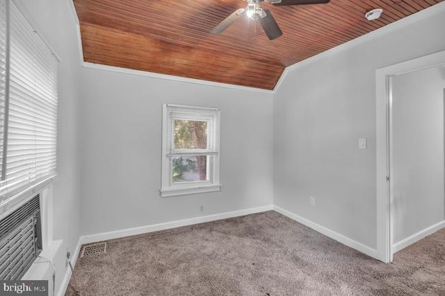 203 EAST AVE, Pitman, NJ 08071