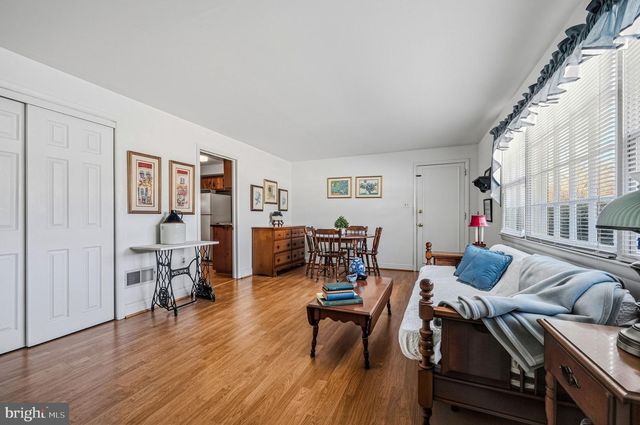 2414 CANEY RD, Wilmington, DE 19810