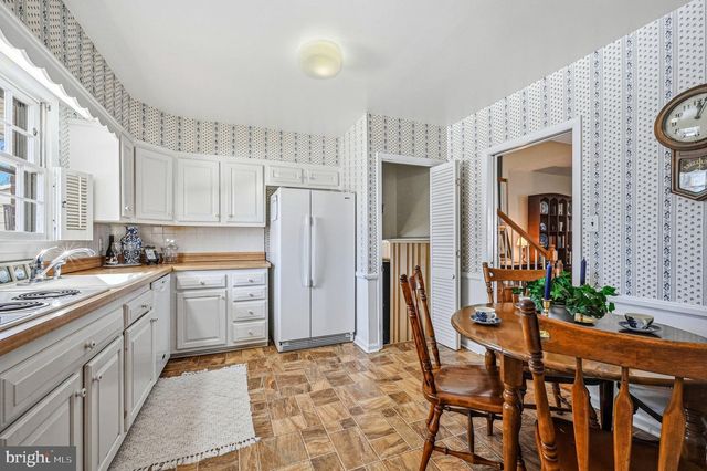 2414 CANEY RD, Wilmington, DE 19810