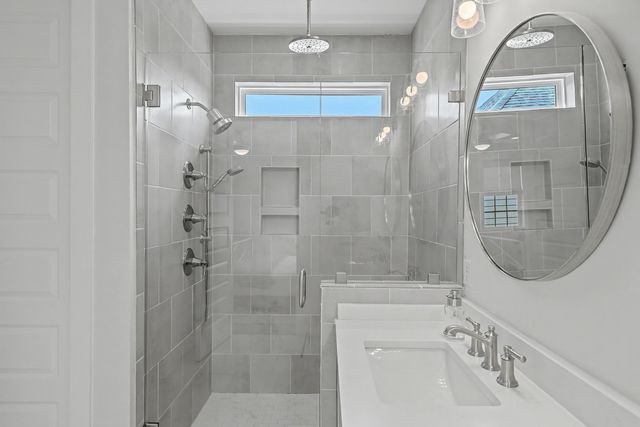 1034 Avenue Of Oaks, Charleston, SC 29407