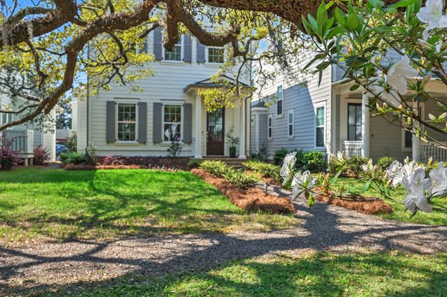 1034 Avenue Of Oaks, Charleston, SC 29407