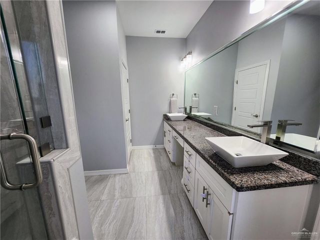 3412 Showboat Drive, Edinburg, TX 78541