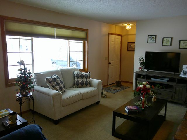 18024 Macon Street NW, Elk River, MN 55330