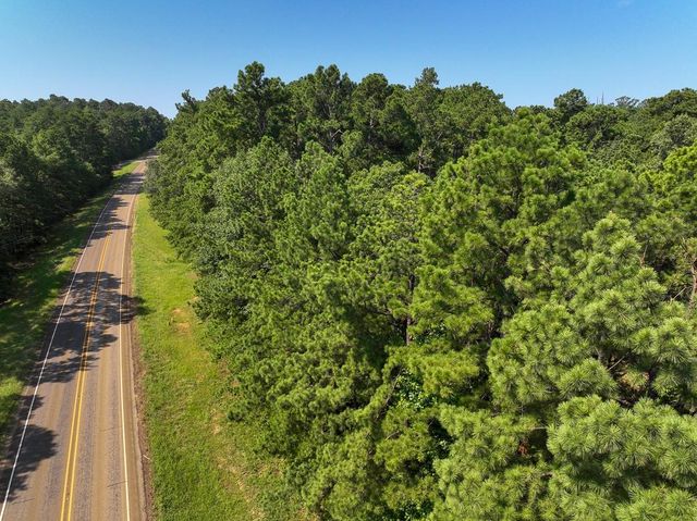 3 Highway 87, Milam, TX 75959