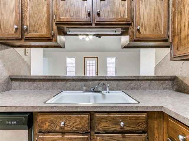1309 SW 24th Street, Moore, OK 73170